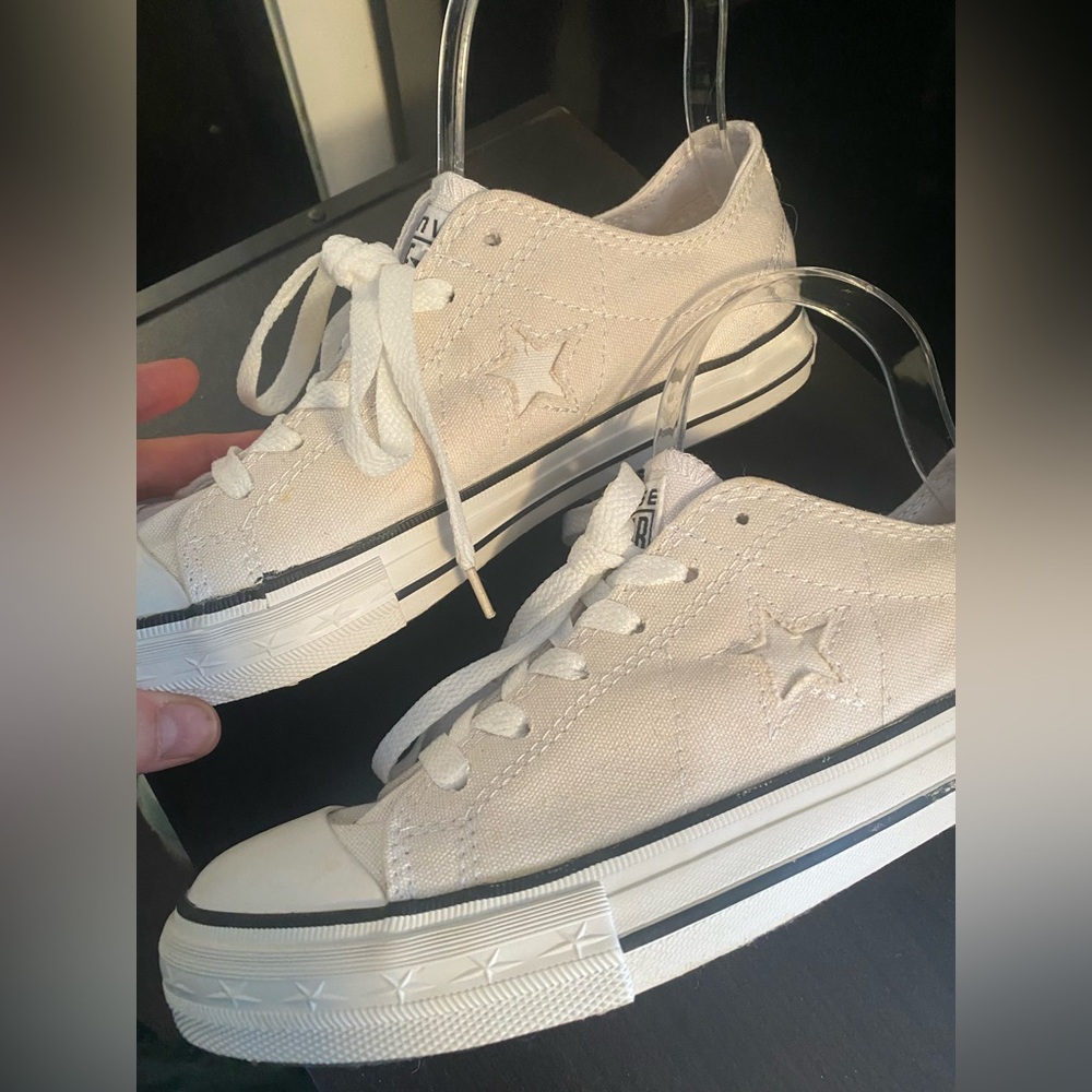 Women’s Size 8 Converse One Star White Low Top Sneakers NWB - Picture 3 of 8